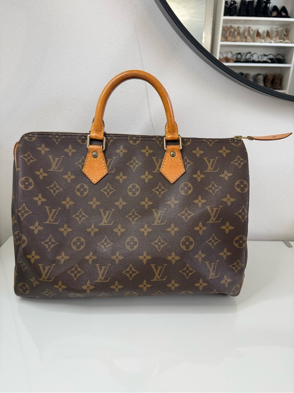 Louis Vuitton Monogram Speedy 35